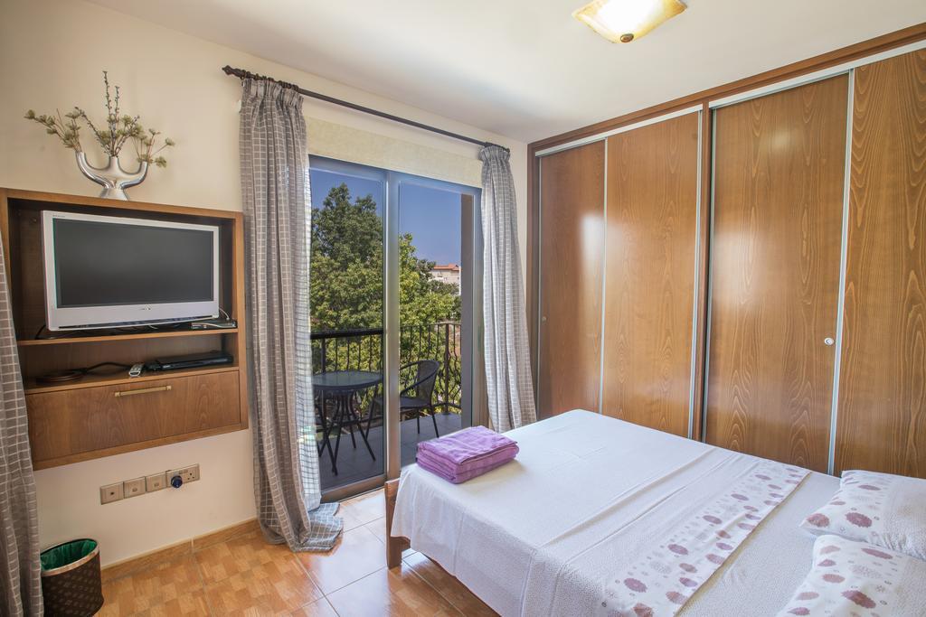 Artemisia Villa Protaras Exterior photo